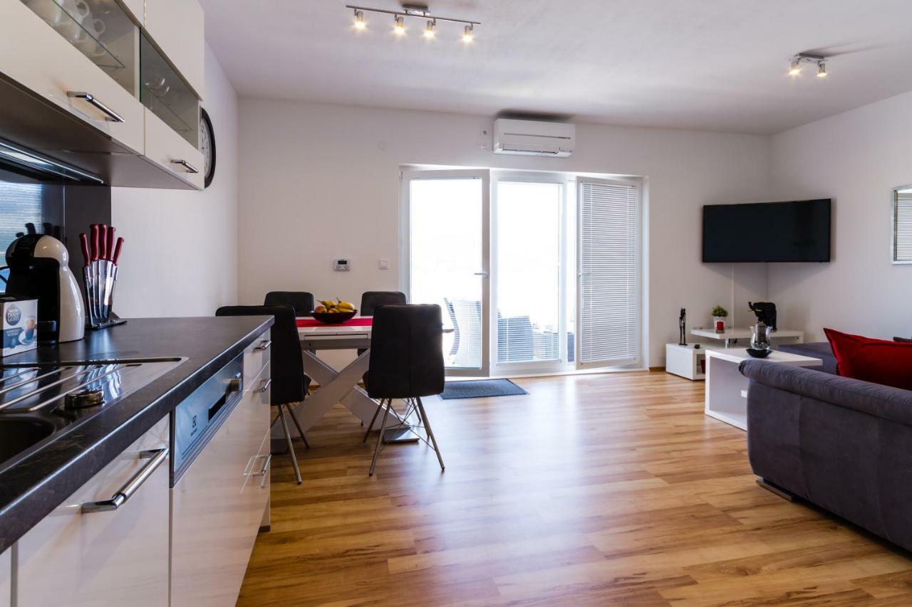 Apartman Orlando Zrnovo Ngoại thất bức ảnh