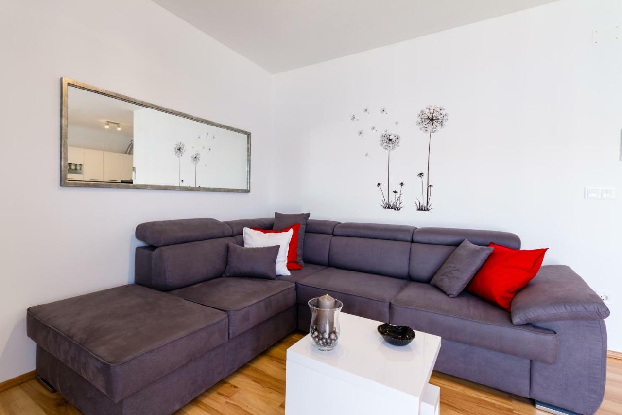 Apartman Orlando Zrnovo Ngoại thất bức ảnh